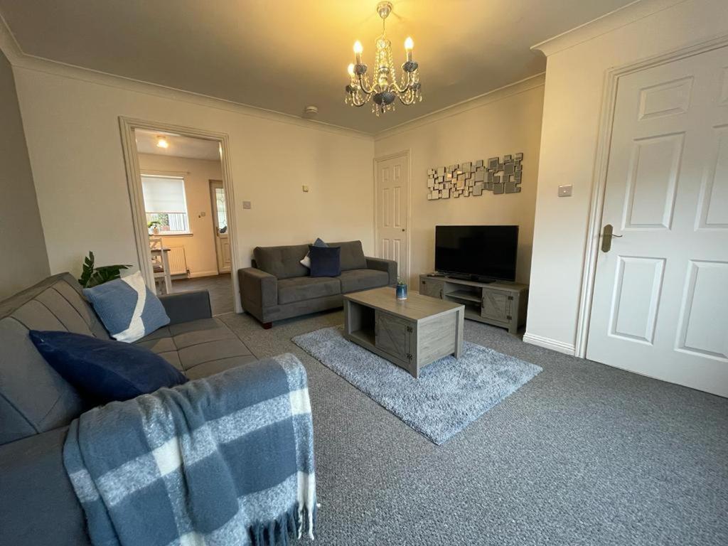 Ferguson House * Airdrie